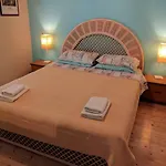 Helena\'S Rooms