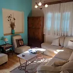 Helena\'S Rooms